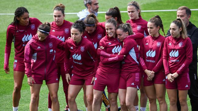 Spain's team coach Jorge Vilda (at the rear of this picture) faced a mutiny by players who complained about a lack of professionalism. Picture: DAVID GRAY / AFP