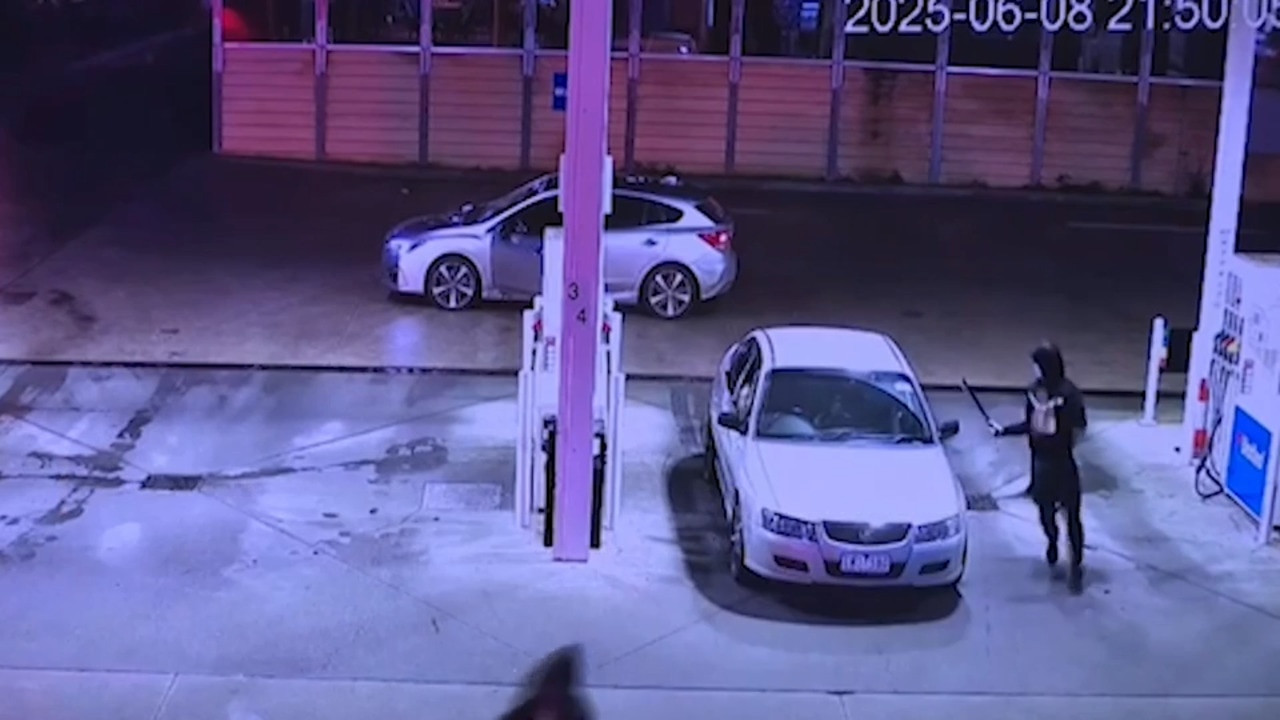 Teen stabbed with machete in Doreen petrol station