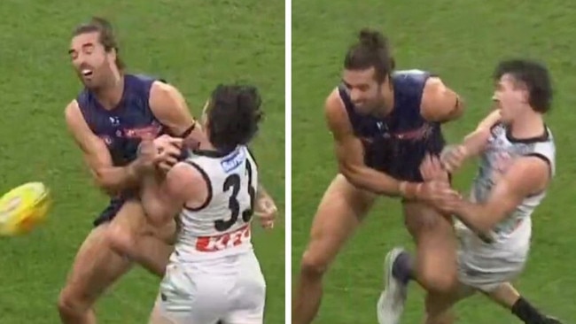 Alex Pearce collided with Port Adelaide's Darcy Byrne-Jones. Photo: Fox Footy.