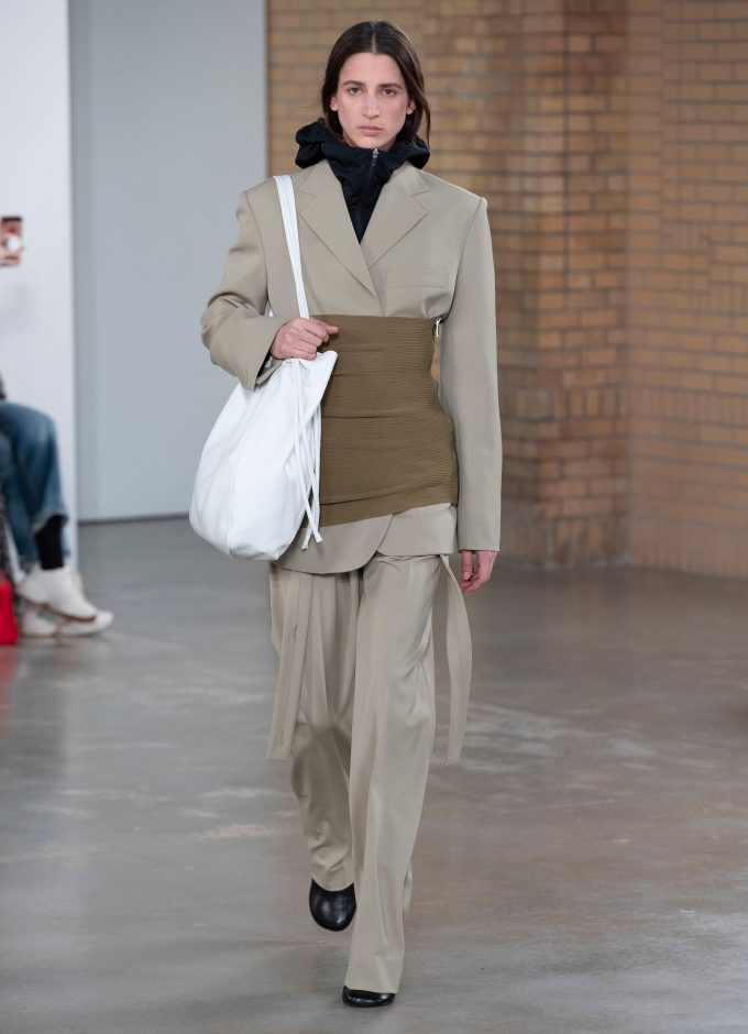 New York Fashion Week just offered up some easy (and chic) outfit formulas for work