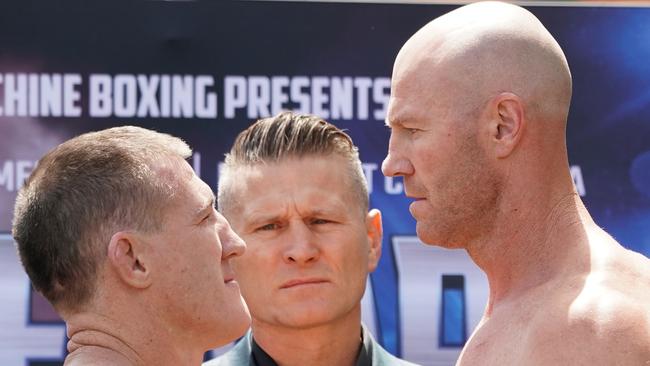 Paul Gallen and Barry Hall for the last time before the bell goes. Picture: AAP/Scott Barbour