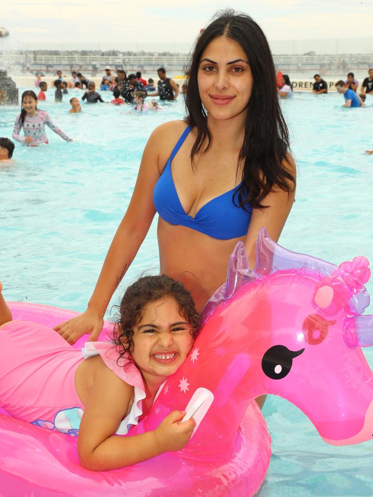 Leyiana, 3 and mum Amira Soumaya from Werribee enjoying Boxing Day 2024 at Geelong’s Waterfront. Picture: Alison Wynd