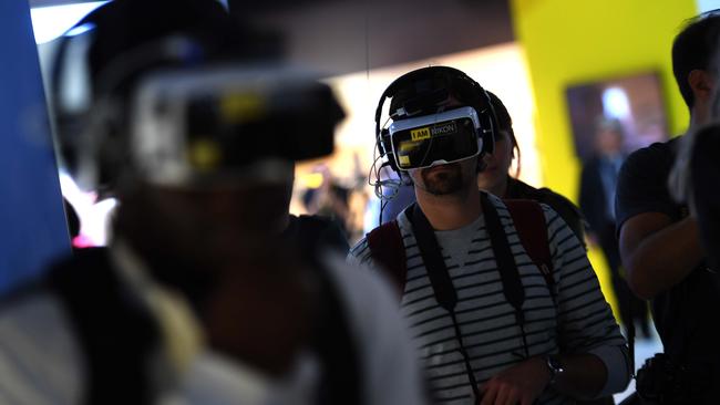 Photokina saw plenty of 360-degree cameras. Photo: AFP PHOTO / PATRIK STOLLARZ