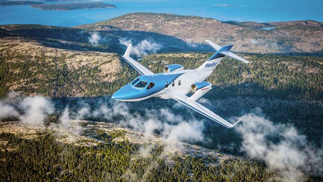 A Honda jet elite in flight.