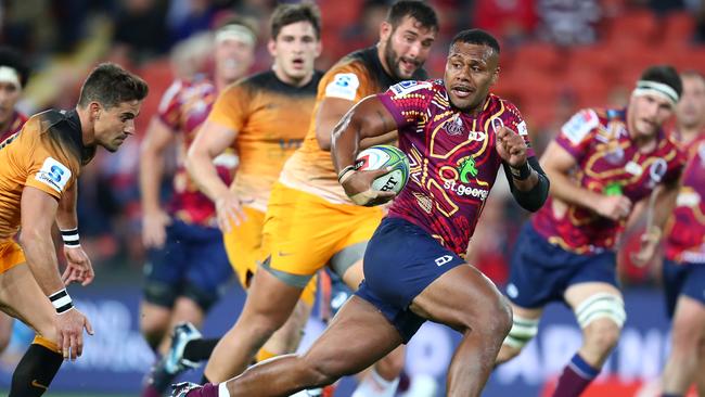 Samu Kerevi on the burst but his efforts couldn’t get the Reds home. Picture: by Chris Hyde/Getty Images