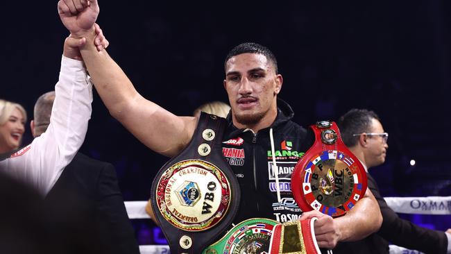 Justis Huni celebrates his win against Kiki Toa Leutele. Picture: Chris Hyde/Getty Images