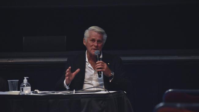 Tweed MP Geoff Provest addressing the 150 strong crowd at the Master Builders Association Cross Border conference at Tweed's Twin Towns earlier this year. Photo: Jessica Lamb