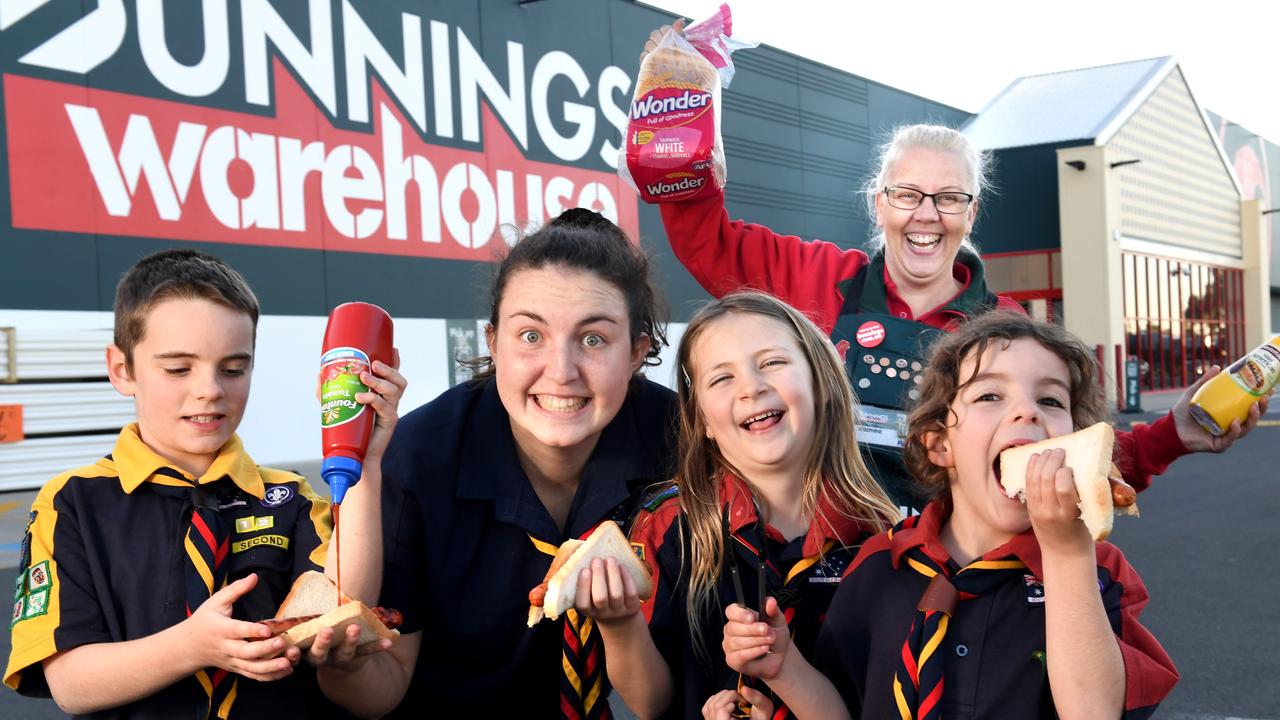 Bunnings welcome back community groups for sausage sizzles The