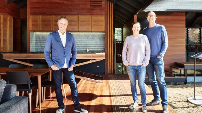 Grand Designs Australia host Peter Maddison with Tamborine Mountain couple Sarah and David Hobart at ‘The Long House’, which is one of Queensland’s most sustainable homes. Photo: Foxtel/Rhiannon Slatter.