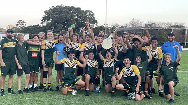 The Alexandra Hills SHS's winning Year 9 side.