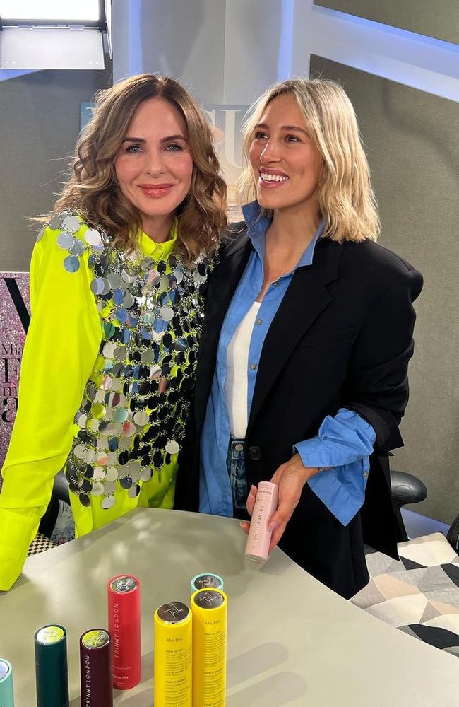 Phoebe Burgess has unveiled a new look after meeting style guru Trinny Woodall. Picture: Instagram/PhoebeBurgess