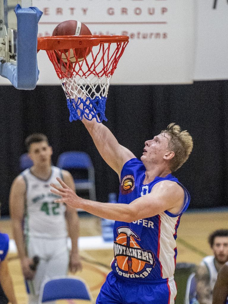 Christopher Longford, Mountaineers. QSL basketball mens, Mountaineers vs Gold Coast Rollers. Friday, June 18, 2021. Picture: Nev Madsen.