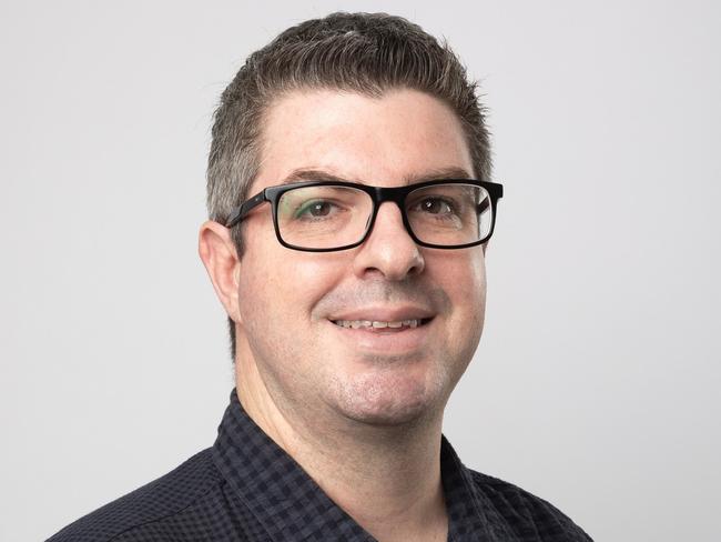 Navy veteran Ben Wollinski has thrown his hat in the ring for the Lyons Ward seat in the Darwin Council by-election.