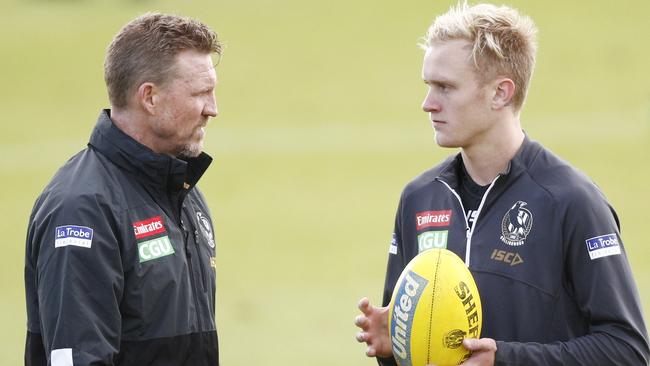 Nathan Buckley and Jaidyn Stephenson at Collingwood training in 2019.(AAP Image/Daniel Pockett)