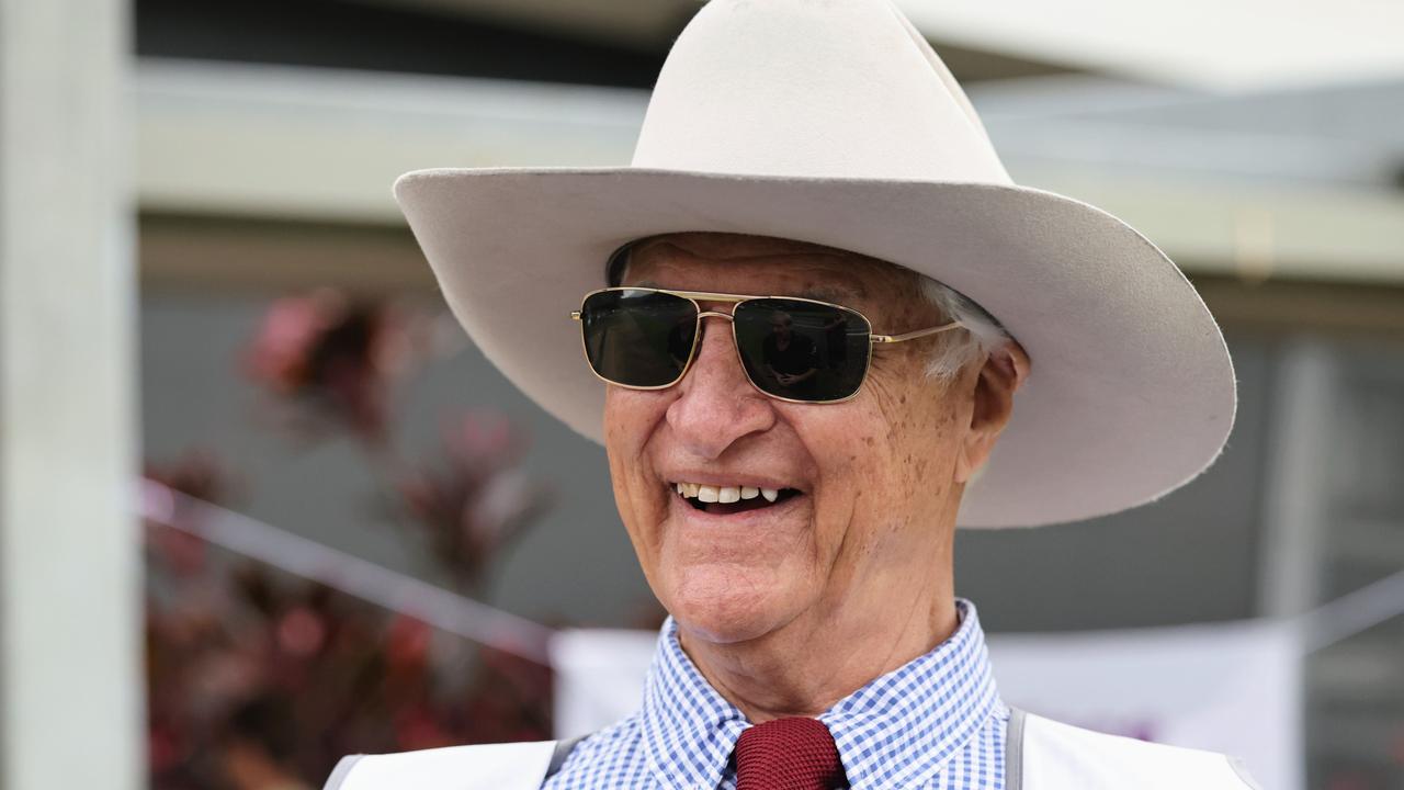 ‘Piggy in the middle’: Katter claims big win in Kennedy
