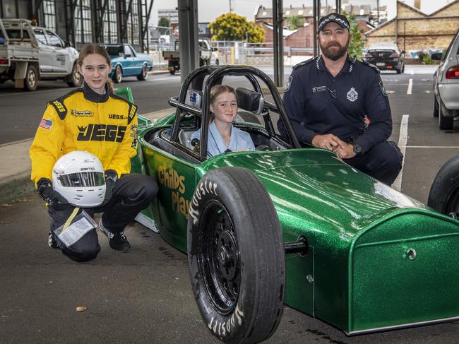 Toowoomba sisters keep speed on track with salt racing