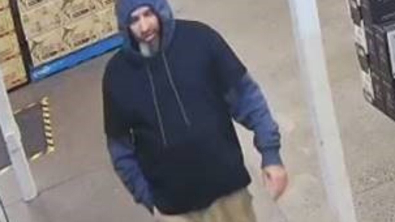 Cctv Images Released After Alleged Robbery Of Coffs Harbour Liquor 