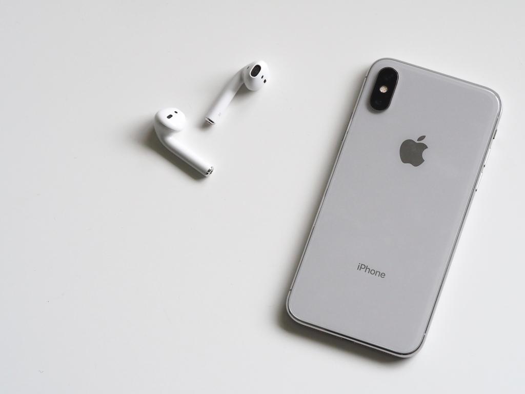 We've spotted huge savings on Apple at Amazon.