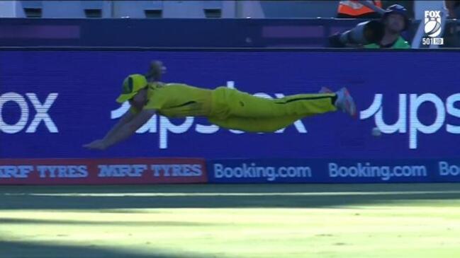 OUTSTANDING! Perry's brilliant boundary save