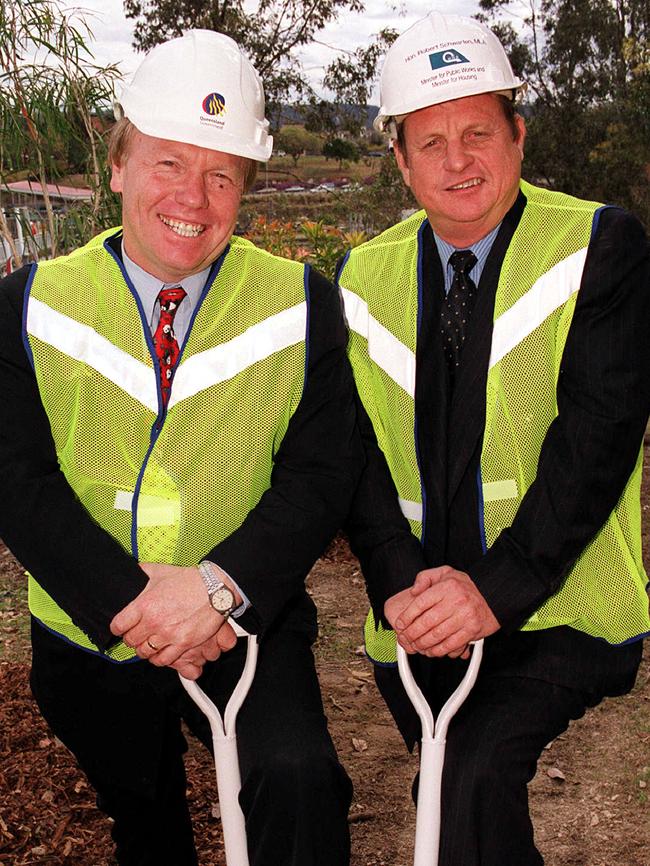 Former Premier Peter Beattie and Robert Schwarten in 2000. Pic: Steve Pohlner