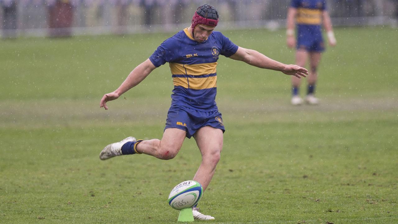 hamish Stewart kicks for Grammar. O'Callaghan Cup at Toowoomba Grammar. Saturday, Aug 29, 2015. Photo Nev Madsen / The Chronicle