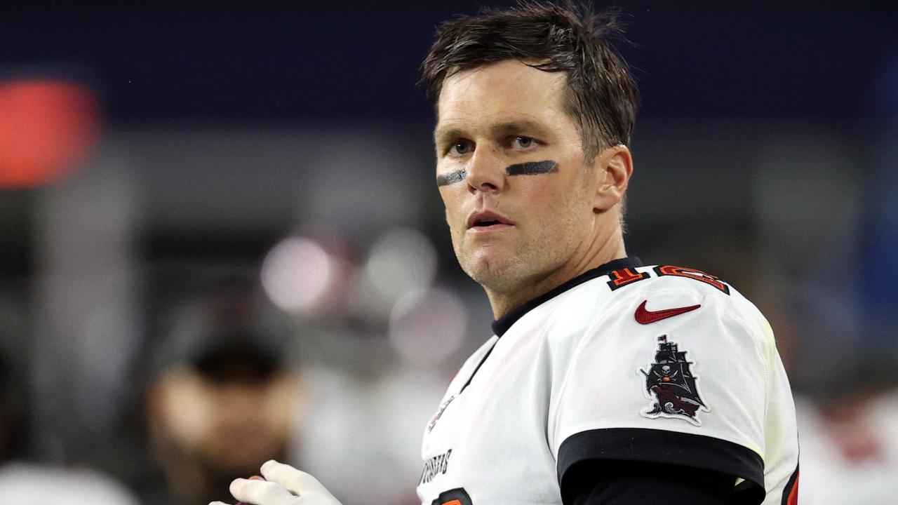 Buccaneers' Tom Brady mourns loss of 1-time Patriots teammate