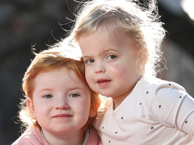 3 year olds Zoe Gallacher and Riley Swander who have both had liver transplants. DonateLife Week and run on Sunday July 24.     Picture: David Caird