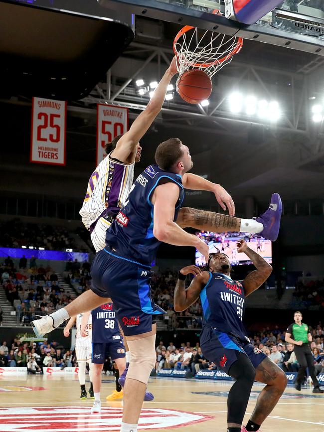 Xavier Cooks with the devastating slam. Picture: Getty Images