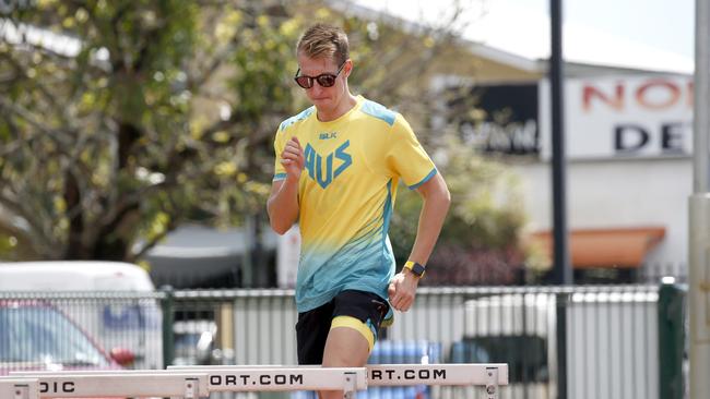 Australian Athletics member Alex Beck training at Barlow Park preparing for the IAAF World Athletics Championships PICTURE: ANNA ROGERS