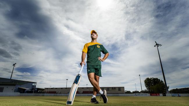 Wynnum Manly cricketer Corey Hunter. (AAP Image/Richard Walker)