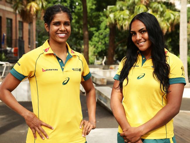 Simon (left) with sevens and league player Mahalia Murphy in 2016. Pic: Getty Images