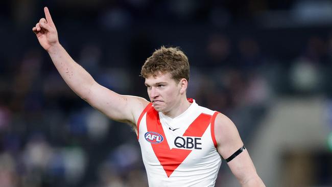 Angus Sheldrick has quickly emerged as the Swans’ latest ball-winning jet in midfield. Picture: Russell Freeman/AFL Photos via Getty Images