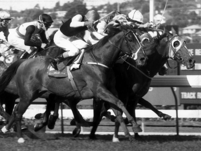 Hall and Super Impose win the 1992 Cox Plate.
