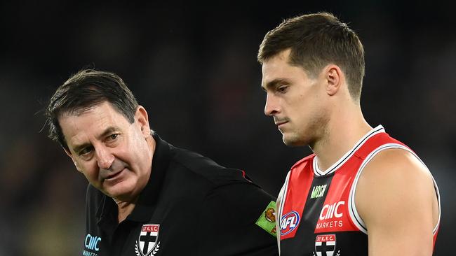 MELBOURNE, AUSTRALIA - APRIL 23: Saints head coach Ross Lyon stands with Jack Steele during the round six AFL match between Carlton Blues and St Kilda Saints at Marvel Stadium, on April 23, 2023, in Melbourne, Australia. (Photo by Quinn Rooney/Getty Images)