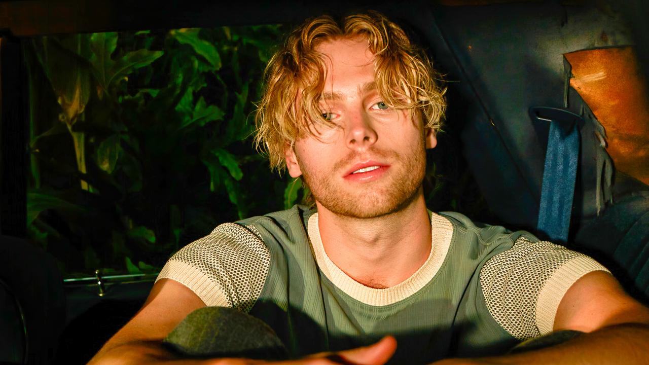 5SOS’ Luke Hemmings scores No.1 debut on ARIA charts | Daily Telegraph