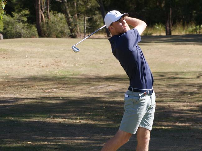 James Conran approaches the green at Ulverstone Golf Club in the 2020 Tasmanian Open Golf Championships.