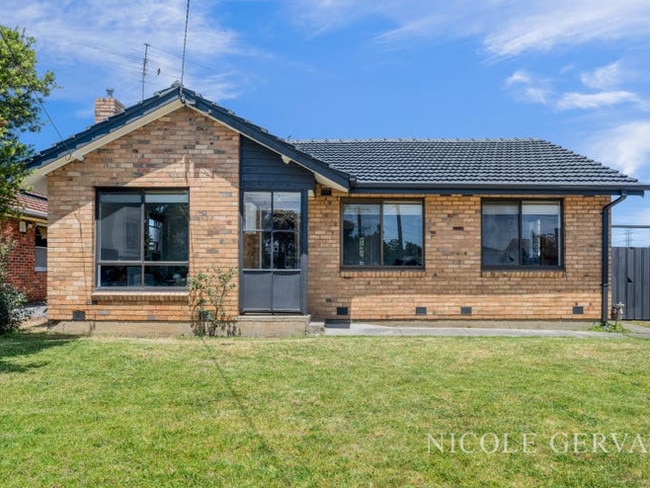 35 Waverley St, Broadmeadows - for herald sun real estate