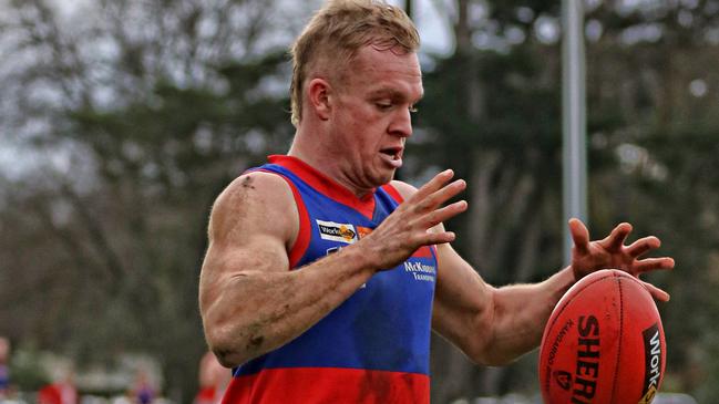 Ethan Minns in action for Gisborne. Picture Aaron Cook