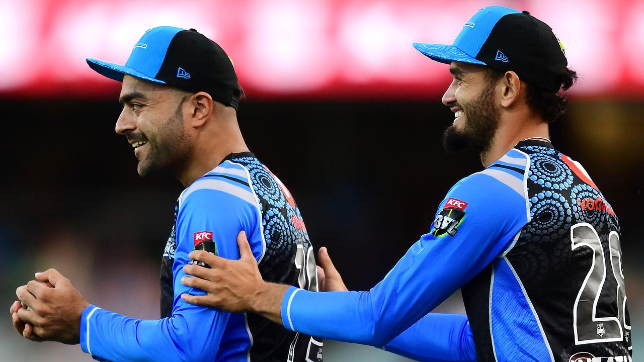 Strikers Rashid Khan and Jake Weatherald in BBL08. Picture: Mark Brake/Getty Images