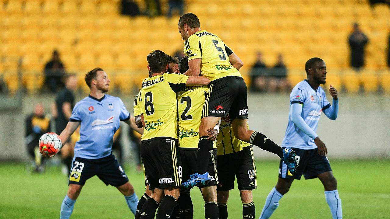 Highlights: Wellington Phoenix vs Sydney FC