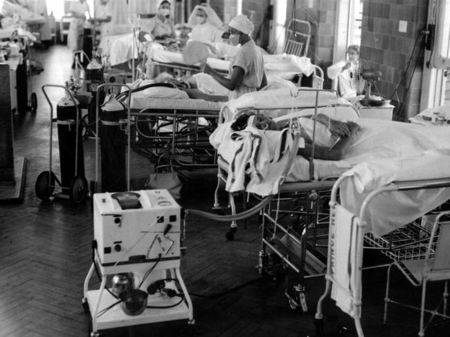 Nurses and patients in the polio ward of Prince Henry Hospital in Sydney, in 1962.