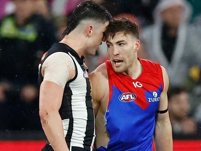 MELBOURNE, AUSTRALIA - SEPTEMBER 07: Brayden Maynard of the Magpies and Jack Viney of the Demons clash during the 2023 AFL First Qualifying Final match between the Collingwood Magpies and the Melbourne Demons at Melbourne Cricket Ground on September 07, 2023 in Melbourne, Australia. (Photo by Michael Willson/AFL Photos via Getty Images)