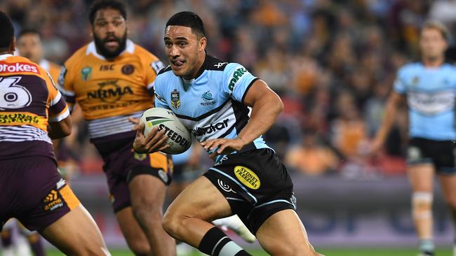 Mat Rogers says Valentine Holmes can be Cronulla’s greatest player. (AAP Image/Dave Hunt)