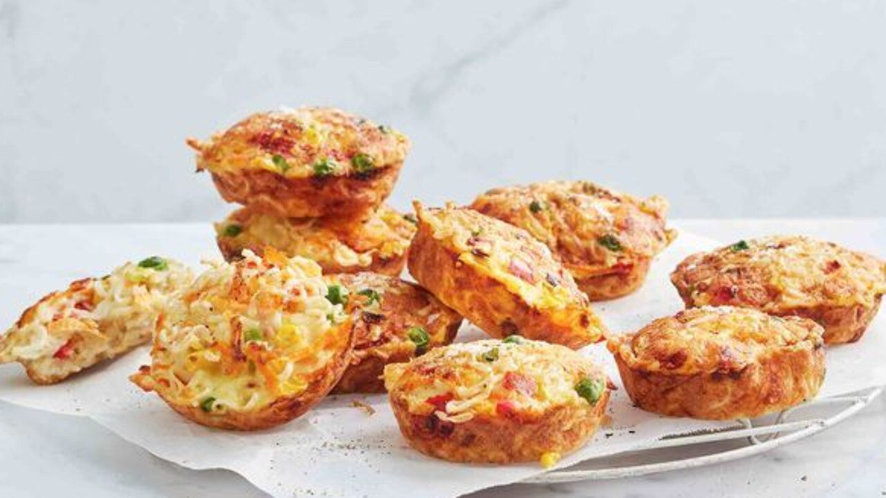 Use a pie maker to make these noodle frittatas.