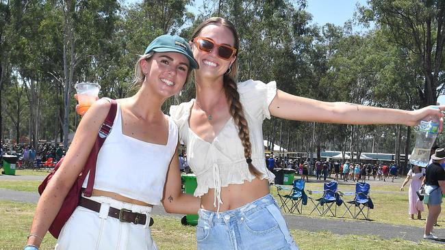 Katelyn and Jess Jones CMC Rocks 2023 Willowbank Raceway. Picture John Gass