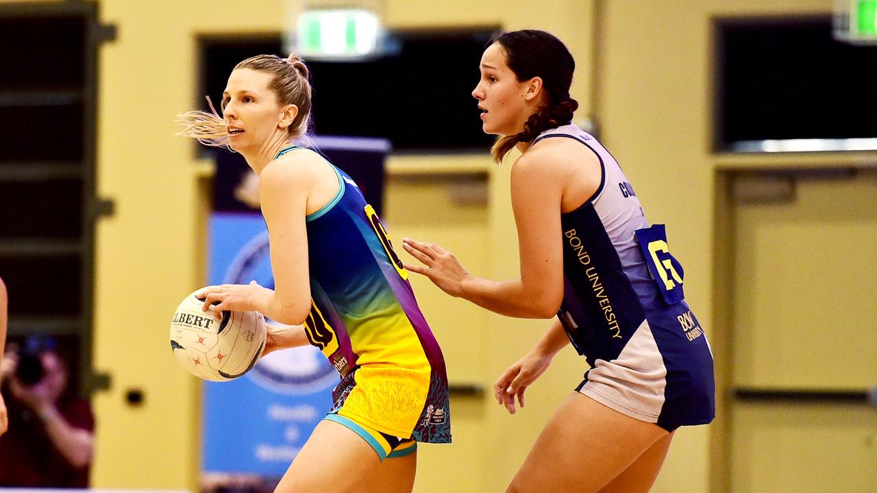 Sapphire Series netball; Northern Rays v Bulls Sharks at Townsville Stadium. Rays' Chloe Frederickson (on left).