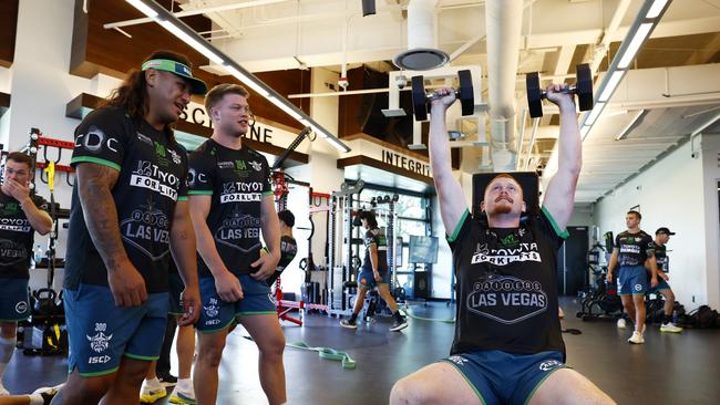 Canberra Raiders players Josh Papalii and Morgan Smithies cheering on Corey Horsburgh during training at the UFC Performance Institute in Las Vegas. The NRL’s partnership with UFC has allowed the travelling teams to utilise the state-of-the-art UFC Performance Institute. Picture: Jonathan Ng