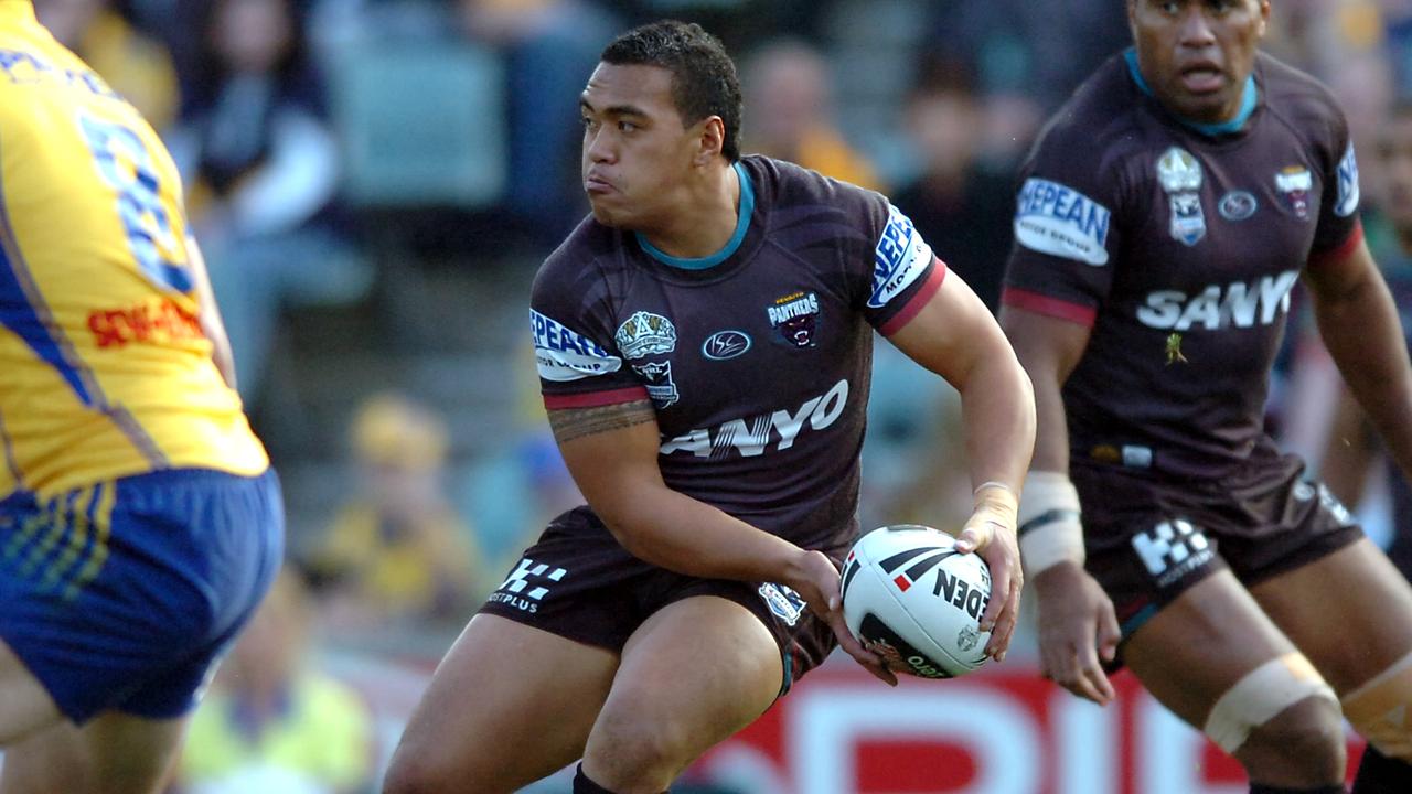 Masada Iosefa playing for the Panthers against the Eels.