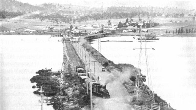 A historic photograph of the Bridgewater Bridge in the 1920s.