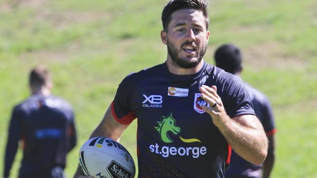 Ben Hunt kickstarts his Dragons career. Picture: Dylan Robinson